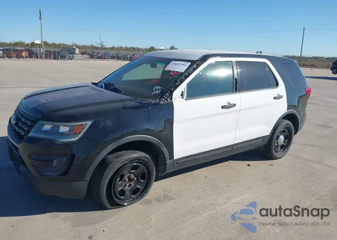 2017 Ford Police Interceptor из США, поврежденный, VIN 1FM5K8AT0HGB82806